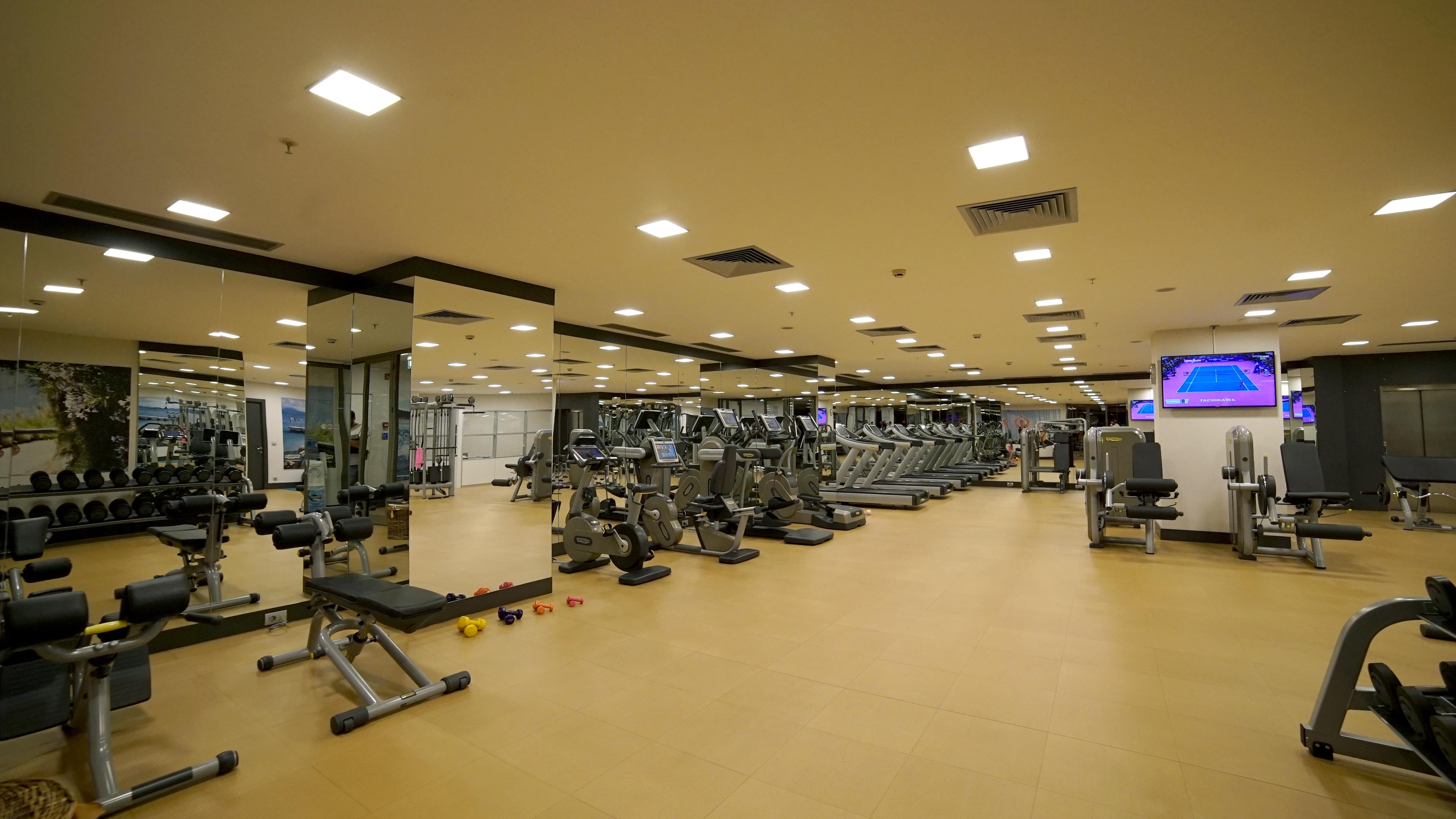 Point Hotel Taksim Istanbul Exterior photo The gym at the hotel