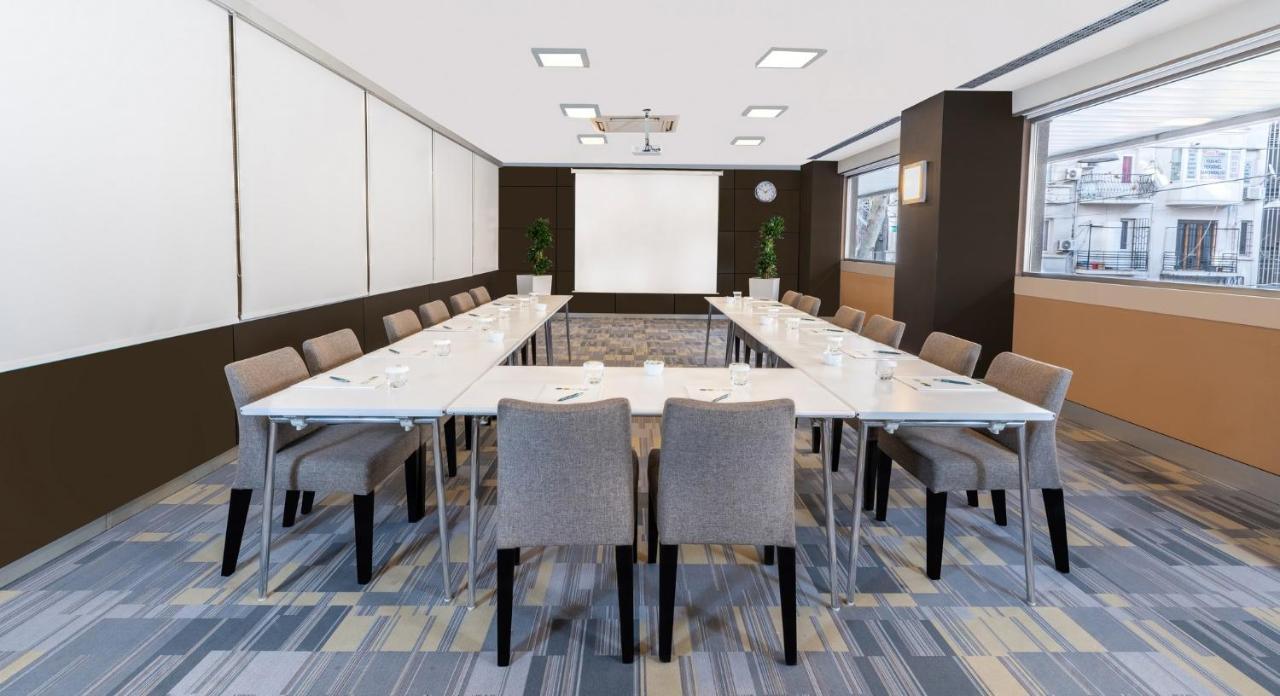 Point Hotel Taksim Istanbul Exterior photo A meeting room