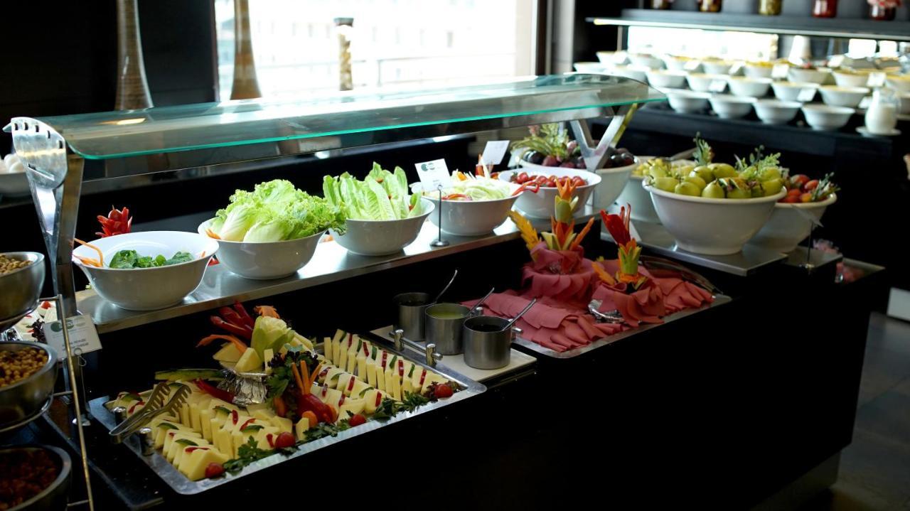 Point Hotel Taksim Istanbul Exterior photo A salad bar